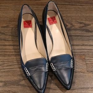 Leather pointed toe pump